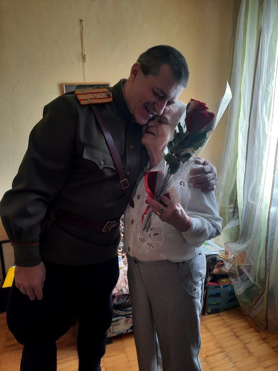 Сегодня день рождения празднует наш депутат Иван Никитин Сегодня день рождения празднует наш депутат Иван Никитин