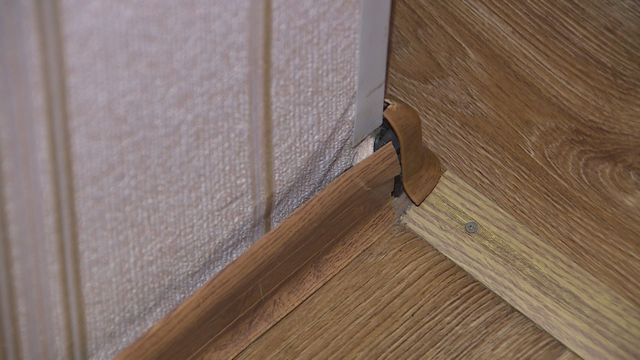 Подъезд в доме Волгограда заполнил горячий пар от разлившегося в подвале кипятка Подъезд в доме Волгограда заполнил горячий пар от разлившегося в подвале кипятка