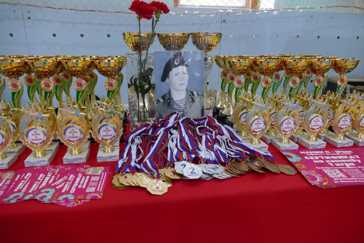 Более 150 спортсменов приняли участие в 21-м открытом городском турнире по рукопашному бою памяти Степана Цуцунавы и бойцов спецподразделений, погибших в горячих точках