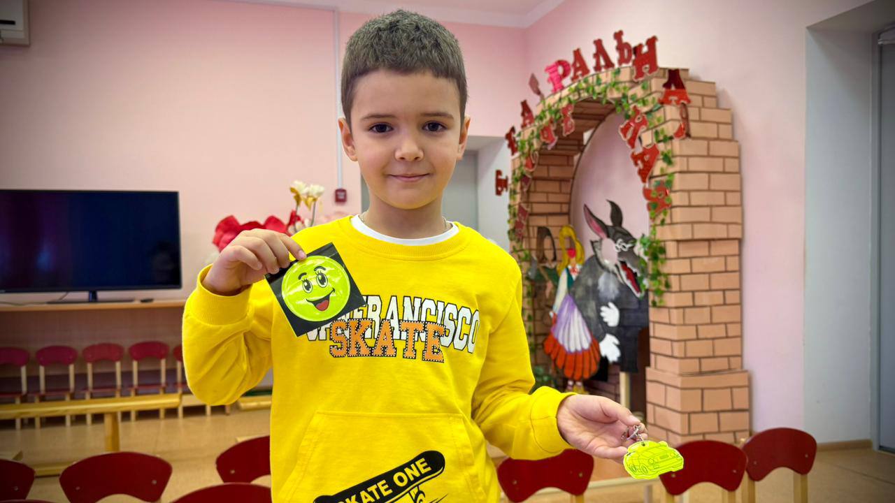 Во Фроловском районе для дошкольников провели профилактическое занятие «Я заметен!» Во Фроловском районе для дошкольников провели профилактическое занятие «Я заметен!»