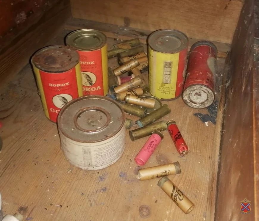 Следователь Серафимовичского района завершил расследование уголовного дела по обвинению мужчины в незаконном хранении взрывчатых веществ Следователь Серафимовичского района завершил расследование уголовного дела по обвинению мужчины в незаконном хранении взрывчатых веществ