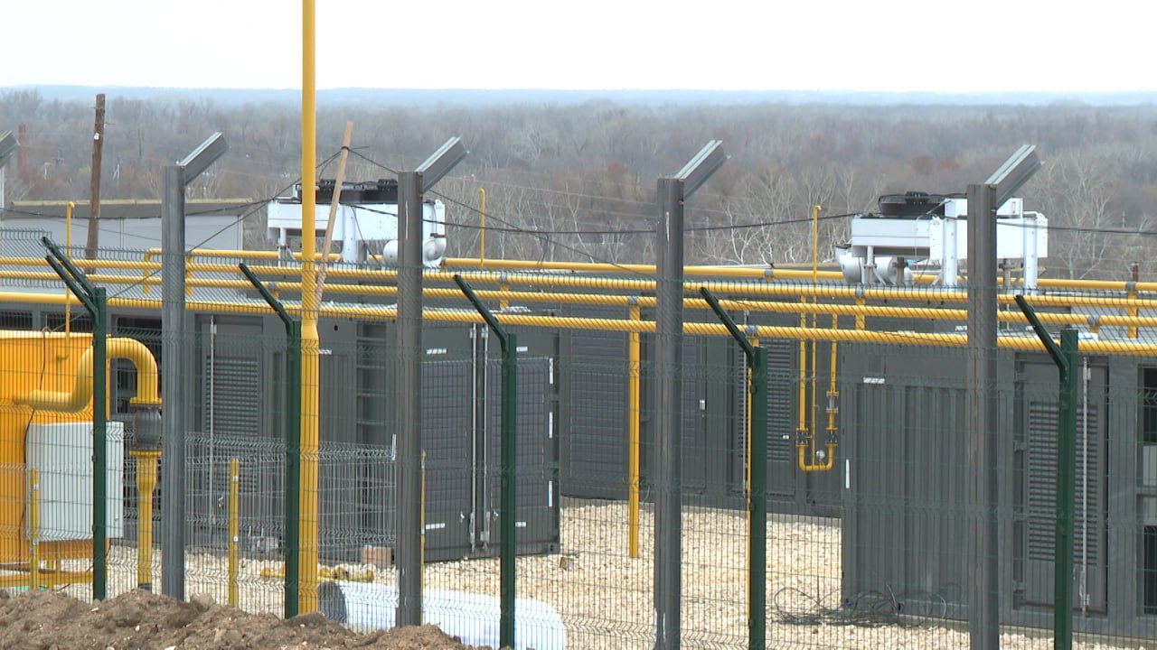 Майнинговая ферма под Волгоградом мешает жителям станицы грохотом и ужасным запахом Майнинговая ферма под Волгоградом мешает жителям станицы грохотом и ужасным запахом