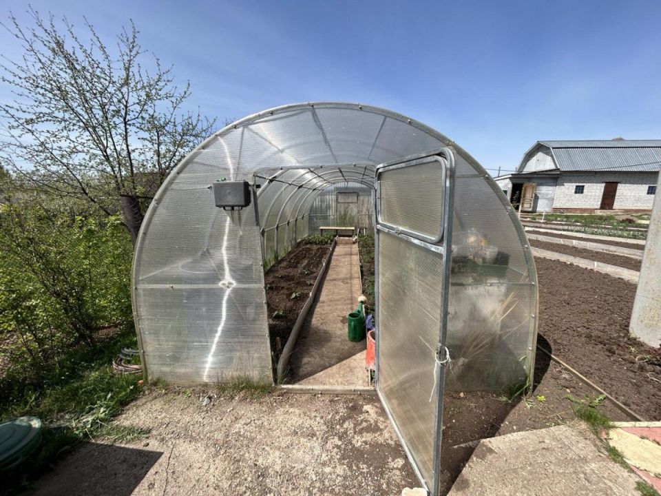 Как выбрать идеальную пленку для парника: советы для успешного урожая