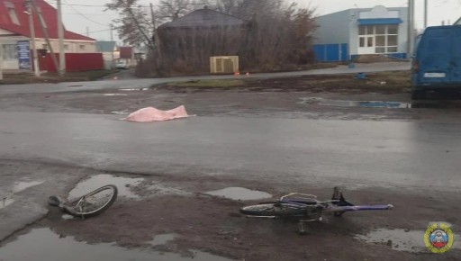 Устанавливаются обстоятельства ДТП в Еланском районе