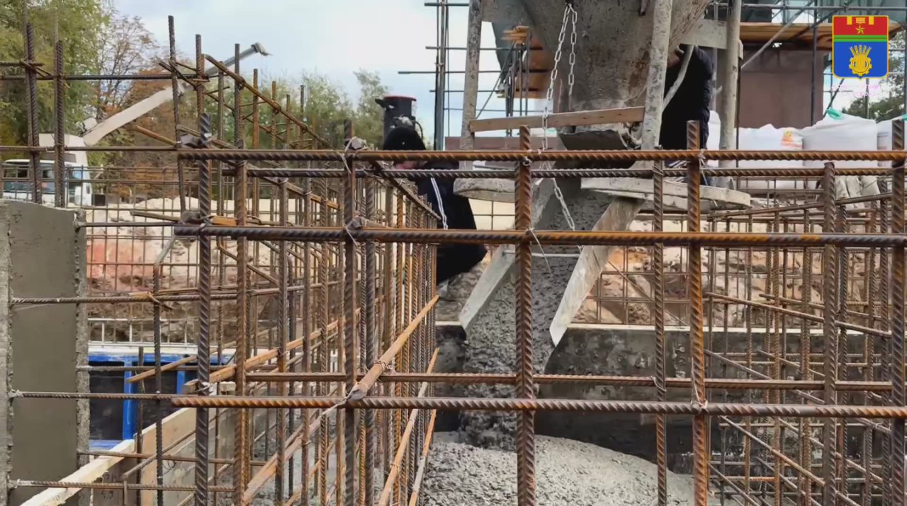 В Волгограде чтят память защитников Отечества - в городе-герое проводятся комплексные работы по сохранению воинских мемориалов