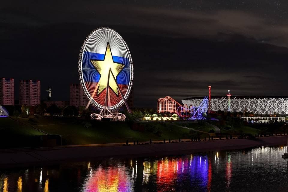 «Звезда Сталинграда»: в Центральном парке Волгограда строят уникальное колесо