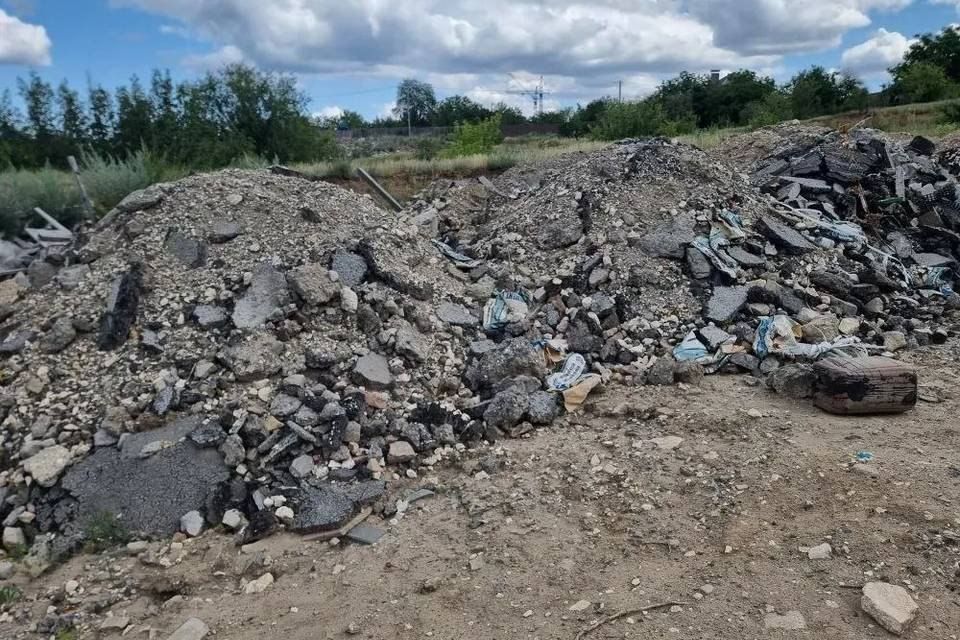 В Волгограде суд наказал подрядчика за свалку в пойме реки