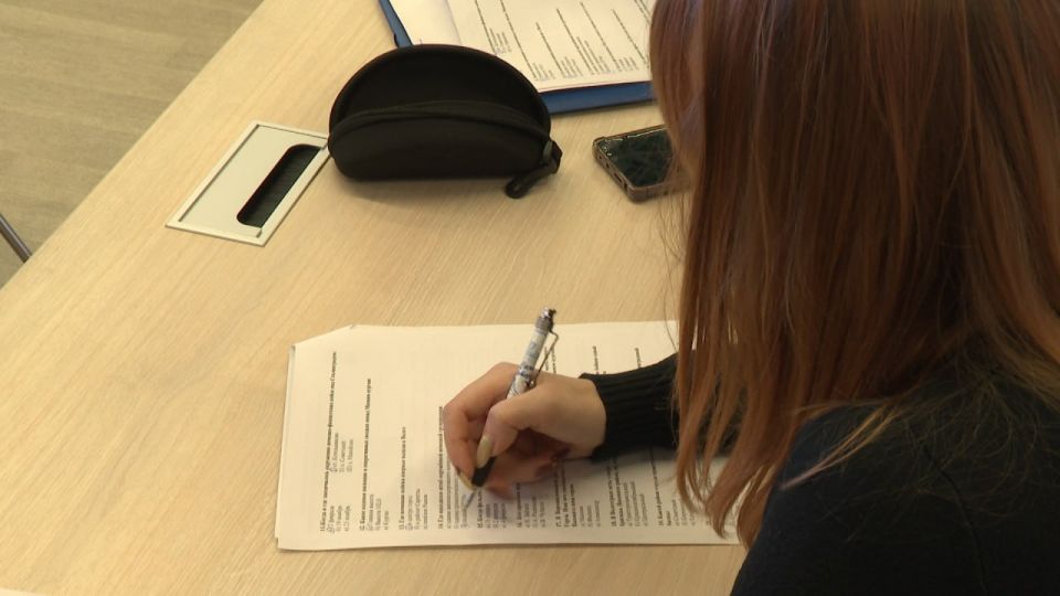 Волгоградские старшеклассники стали участниками «Сталинградского диктанта»