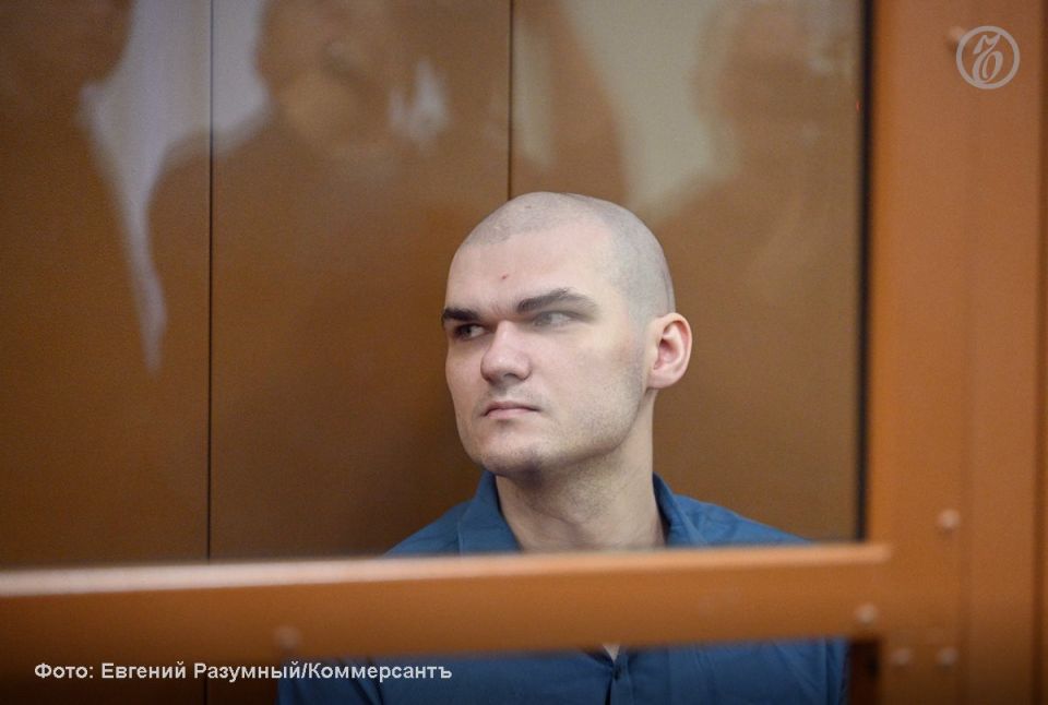 25 лет лишения свободы в колонии строгого режима с отбыванием первых пяти лет в тюрьме получил по приговору 2-го Западного окружного военного суда 30-летний уроженец Волгоградской области Евгений Серебряков, взорвавший...