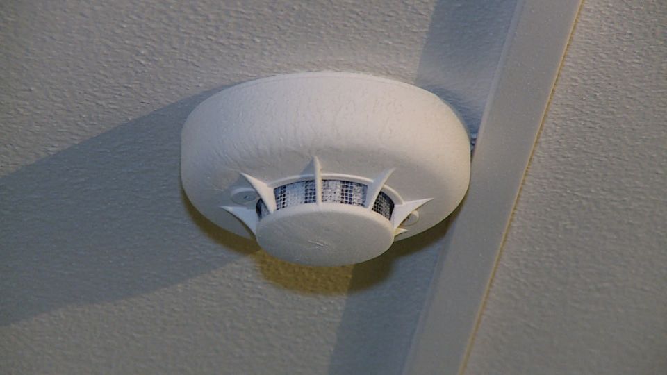 Жителям Волгоградской области доступно пособие на пожарные извещатели