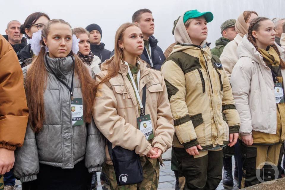 350 юных поисковиков слетелись со всей России в Волгоград 350 юных поисковиков слетелись со всей России в Волгоград