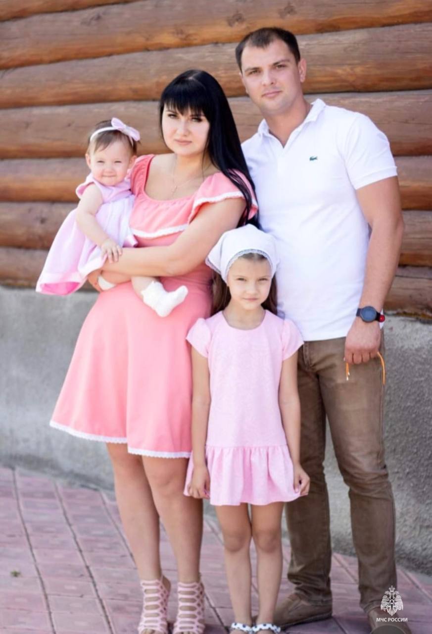 В год 35-летия МЧС России продолжаем рассказывать о ровесниках ведомства В год 35-летия МЧС России продолжаем рассказывать о ровесниках ведомства