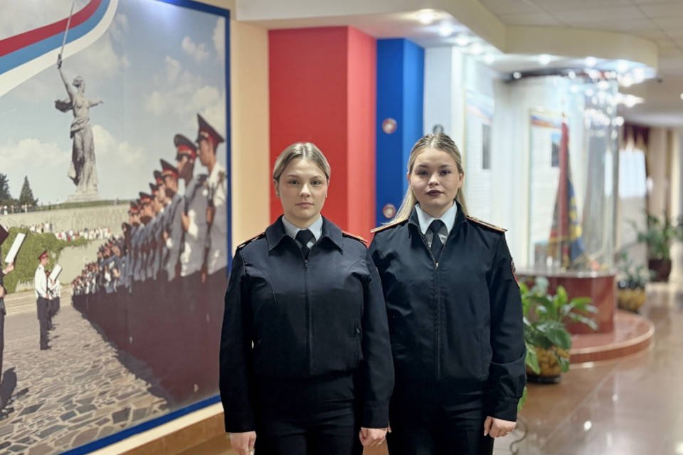 Курсантки академии МВД России предотвратили пожар в Волгограде