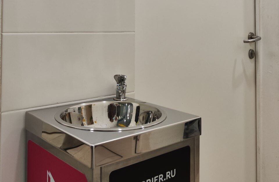 В аэропорту Волгограда установили питьевые фонтанчики