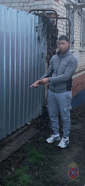 Полицейские задержали иностранного гражданина, подозреваемого в покушении на незаконный сбыт синтетических наркотиков Полицейские задержали иностранного гражданина, подозреваемого в покушении на незаконный сбыт синтетических наркотиков