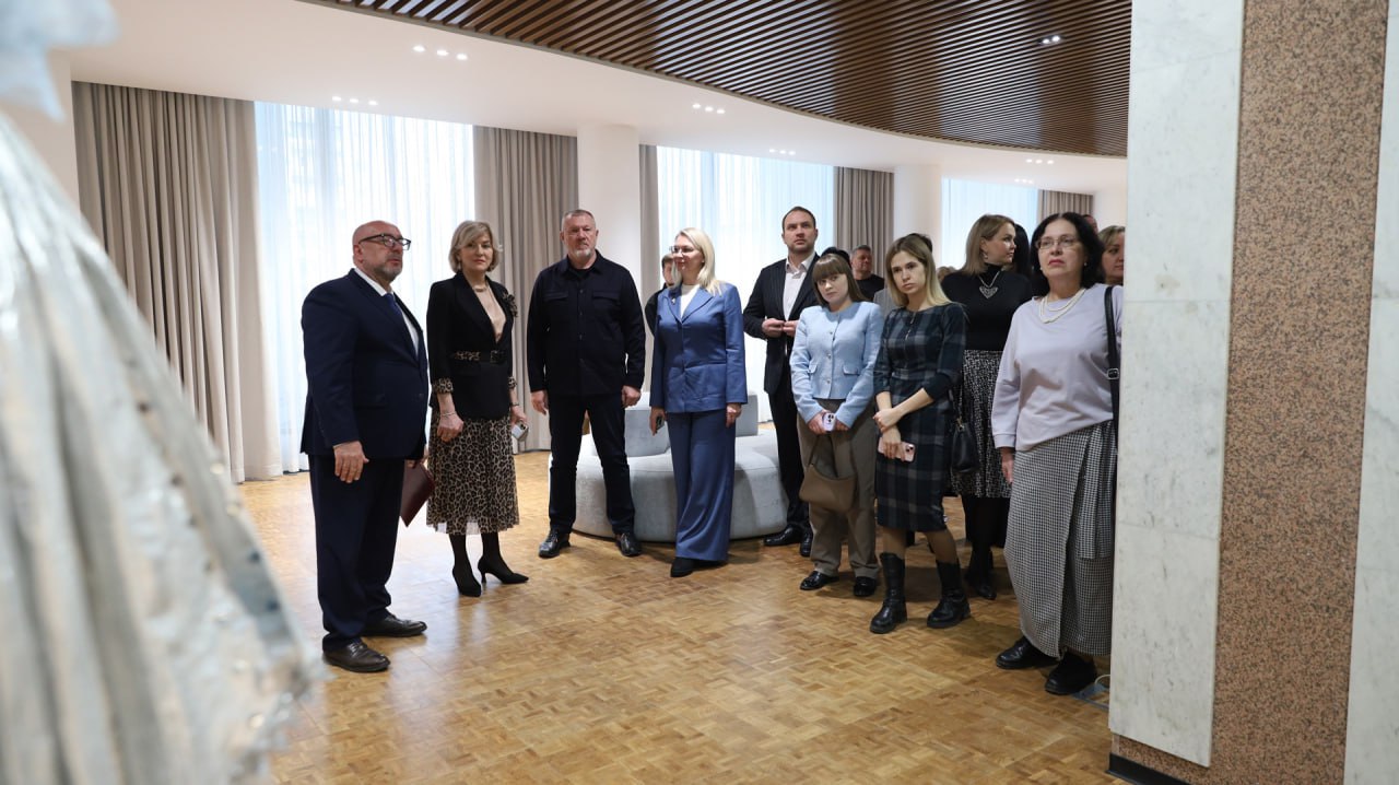 Реализацию федерального проекта «Культура малой Родины» рассмотрели сегодня на площадке обновленного Волгоградского ТЮЗа Реализацию федерального проекта «Культура малой Родины» рассмотрели сегодня на площадке обновленного Волгоградского ТЮЗа