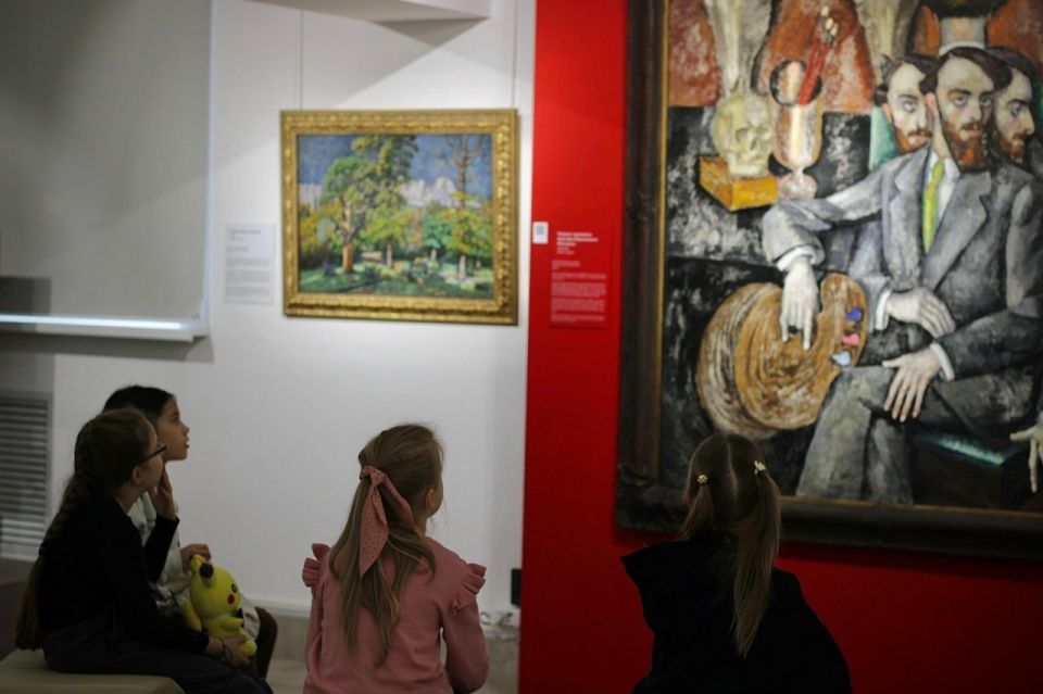 В Волгограде мамы с детьми посетят музей Машкова бесплатно в День матери