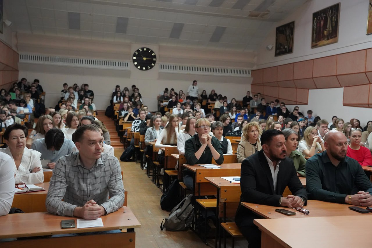 В Волжском проходит фестиваль молодёжных проектов «Поколение Z – это мы!» В Волжском проходит фестиваль молодёжных проектов «Поколение Z – это мы!»