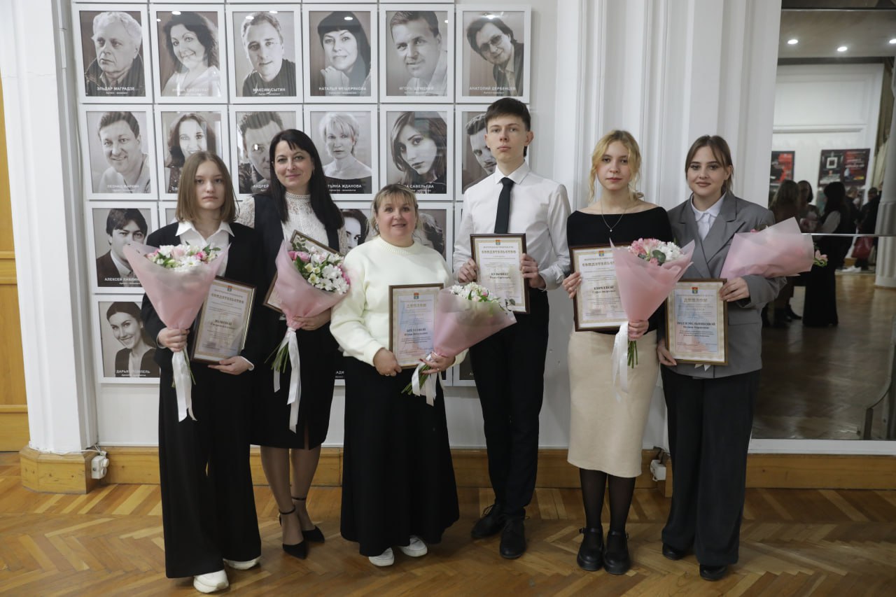 65 школьников удостоены персональных стипендий Волгоградской городской Думы 65 школьников удостоены персональных стипендий Волгоградской городской Думы