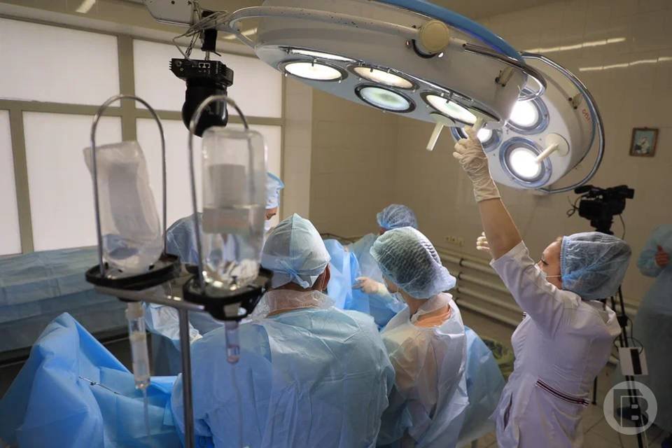 Более 400 операций провели в волгоградском Центре хирургии кисти