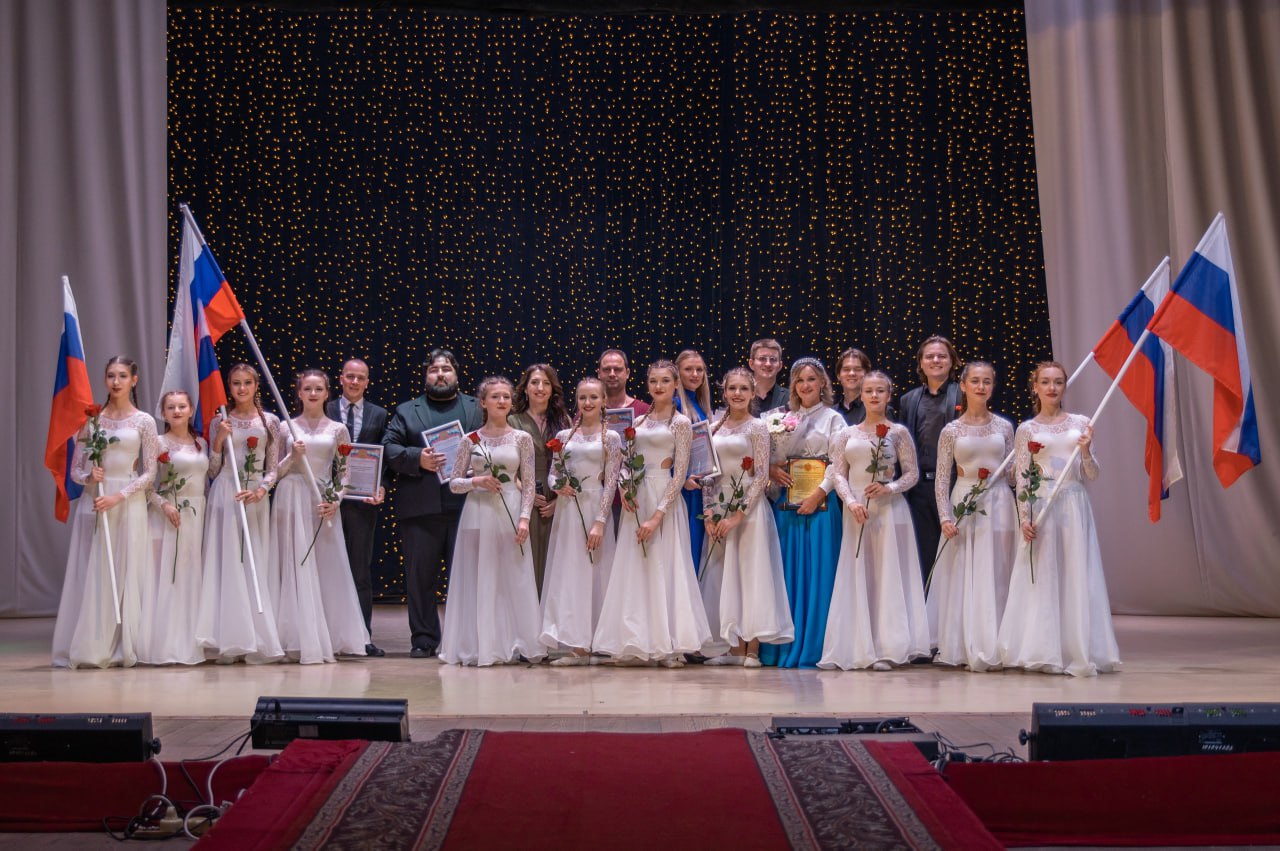 Друзья, благотворительный концерт «Сила в единстве» завершился! Это был наш общий праздник, организованный волонтерской командой «Волжский ZOV» и движением «Синий платочек Победы» Друзья, благотворительный концерт «Сила в единстве» завершился! Это был наш общий праздник, организованный волонтерской командой «Волжский ZOV» и движением «Синий платочек Победы»