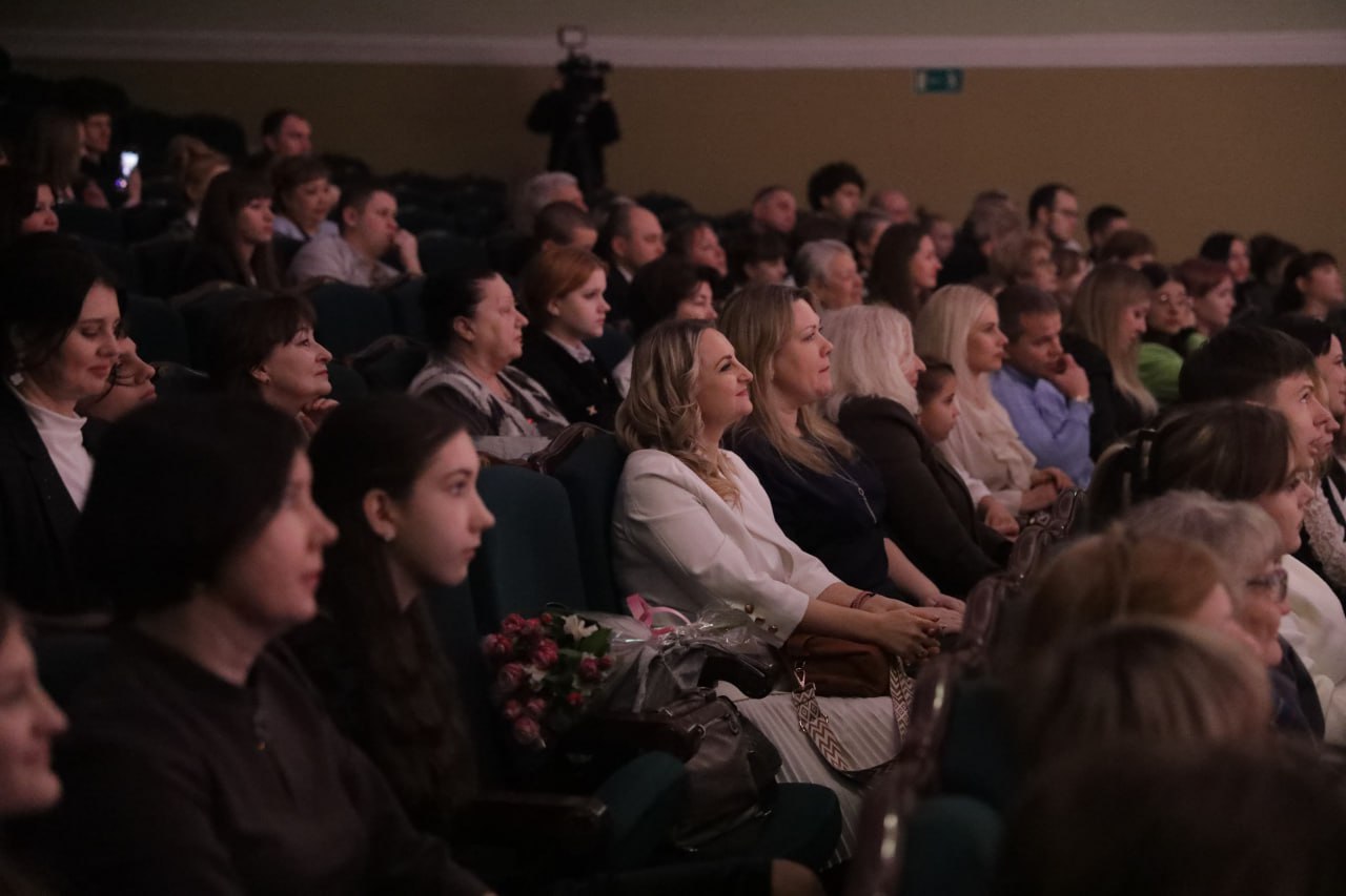 65 школьников удостоены персональных стипендий Волгоградской городской Думы 65 школьников удостоены персональных стипендий Волгоградской городской Думы