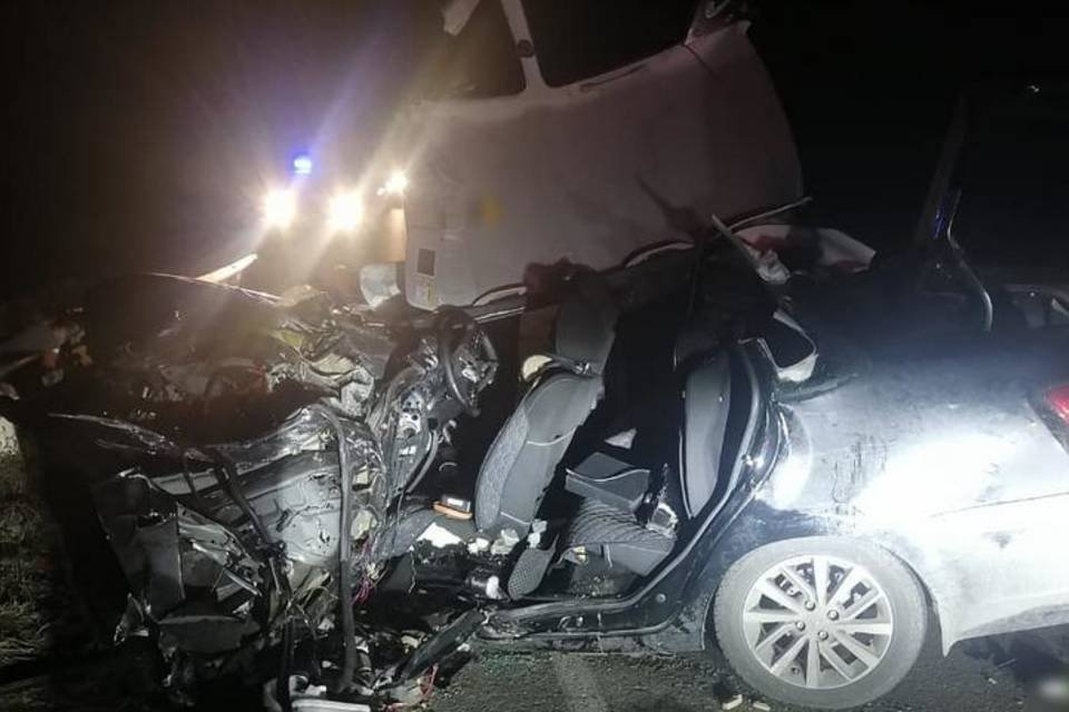 Машина стала металлоломом: волгоградец погиб в страшном ДТП