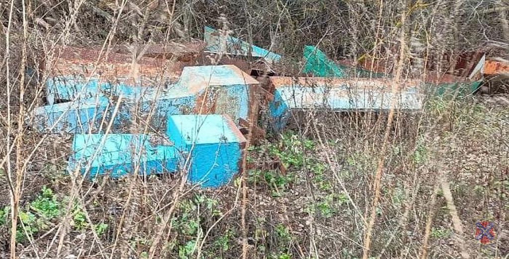 Полицейские установили подозреваемого в повреждении и краже надмогильных сооружений Полицейские установили подозреваемого в повреждении и краже надмогильных сооружений