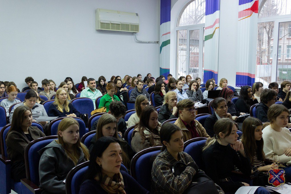 Волгоградский институт культуры стал площадкой для разговора о кибербезопасности Волгоградский институт культуры стал площадкой для разговора о кибербезопасности