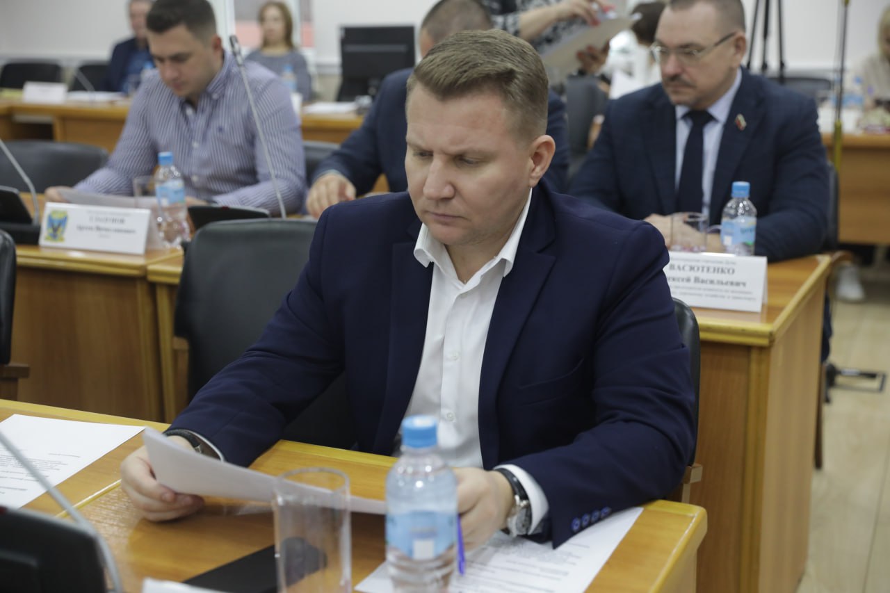 Ряд вопросов, принятых на заседании Волгоградской городской Думы, касается приведения действующих муниципальных правовых актов в соответствие законодательству