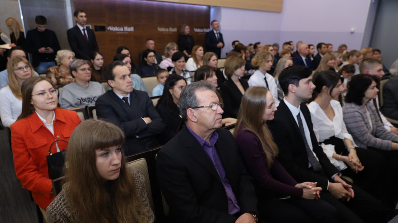 В Волгограде чествовали лучших представителей юридического сообщества В Волгограде чествовали лучших представителей юридического сообщества