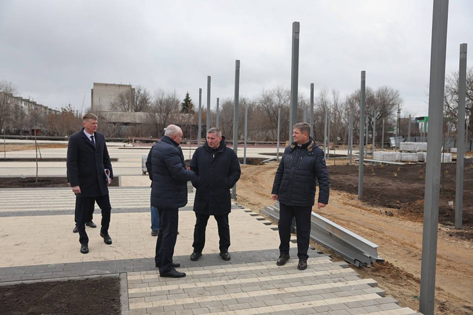 Губернатор Бочаров оценил изменения и реализацию проектов в Урюпинске Губернатор Бочаров оценил изменения и реализацию проектов в Урюпинске
