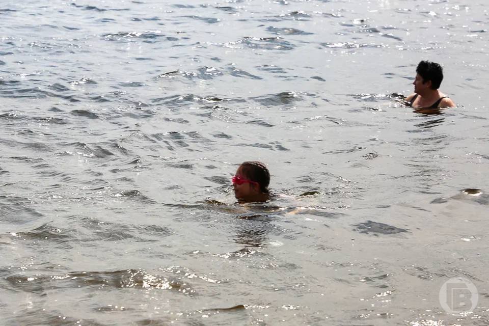 13 декабря в Волжском моржи массово окунуться в Ахтубу