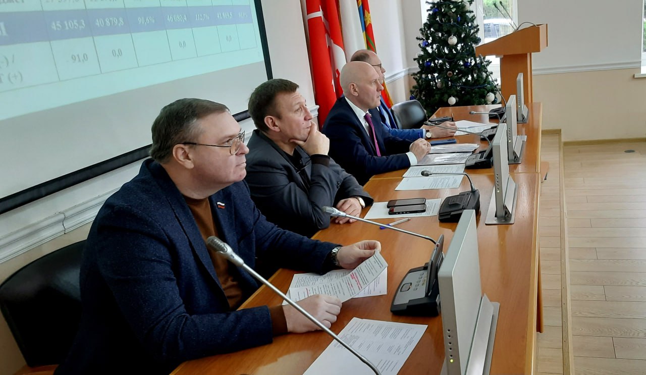 Депутаты готовятся принять бюджет Волгограда во втором, окончательном чтении Депутаты готовятся принять бюджет Волгограда во втором, окончательном чтении