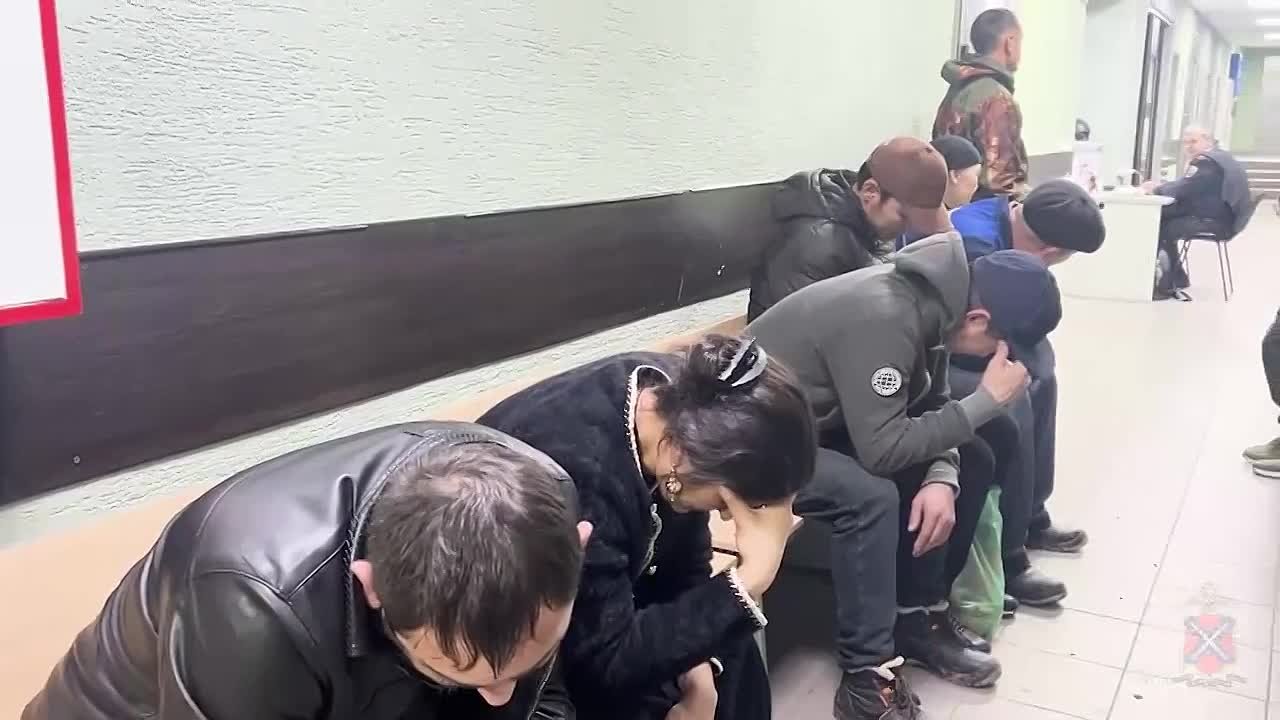 Сотрудники полиции провели оперативно-профилактические мероприятия на территории Дзержинского района города Волгограда