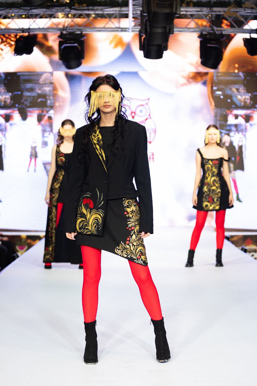 Волгоград, 7 декабря 2025 г. – Торговый центр «Ворошиловский» стал эпицентром праздника моды! Новогодний Fashion-показ собрал гостей всех возрастов, которые наслаждались яркими нарядами и образами от лучших локальных... Волгоград, 7 декабря 2025 г. – Торговый центр «Ворошиловский» стал эпицентром праздника моды! Новогодний Fashion-показ собрал гостей всех возрастов, которые наслаждались яркими нарядами и образами от лучших локальных...