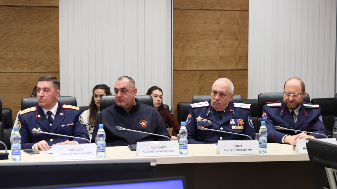 «Просвещение и нравственность: воспитание личности и вызовы времени» – такова тема круглого стола, который состоялся сегодня на площадке Волгоградской областной Думы «Просвещение и нравственность: воспитание личности и вызовы времени» – такова тема круглого стола, который состоялся сегодня на площадке Волгоградской областной Думы