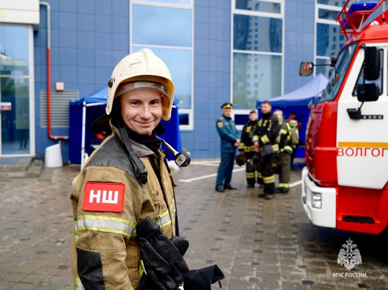 Старший помощник начальника дежурной смены СПТ Игорь Рыжов желает всем отличного настроения!