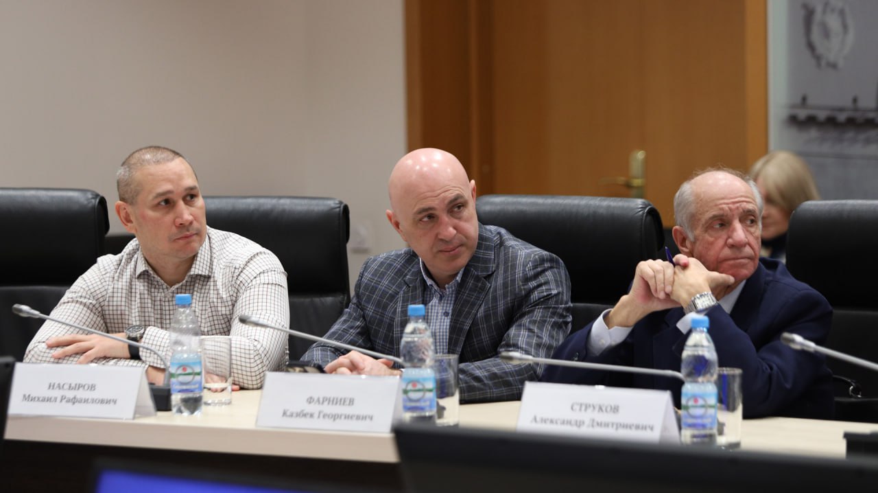 «Просвещение и нравственность: воспитание личности и вызовы времени» – такова тема круглого стола, который состоялся сегодня на площадке Волгоградской областной Думы «Просвещение и нравственность: воспитание личности и вызовы времени» – такова тема круглого стола, который состоялся сегодня на площадке Волгоградской областной Думы