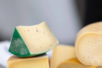 Небезопасный сыр обнаружили в Волгограде