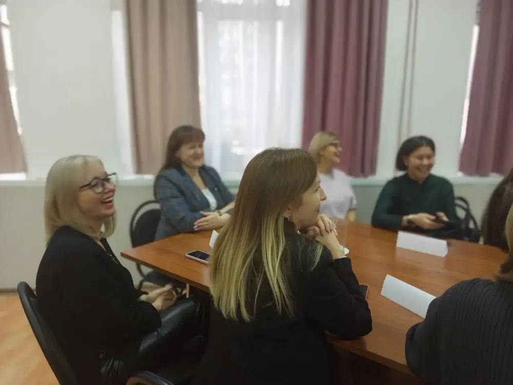 10 декабря в школе №100 Кировского района прошло важное событие – заседание Директорского клуба 10 декабря в школе №100 Кировского района прошло важное событие – заседание Директорского клуба