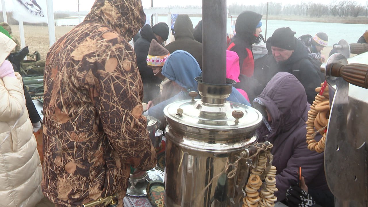Метель и штормовой ветер не помешали провести фестиваль «МоржеРан» в Волжском Метель и штормовой ветер не помешали провести фестиваль «МоржеРан» в Волжском