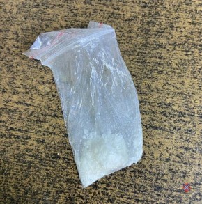 В Городищенском районе полицейские обнаружили наркотики у пассажира такси