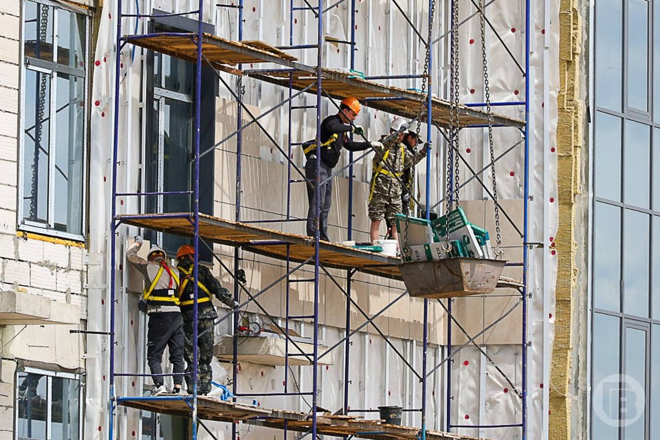 Кому в Волгограде готовы платить 100-200 тысяч рублей