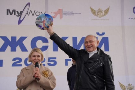 Сегодня свой день рождения отмечает глава нашего города — Игорь Николаевич Воронин