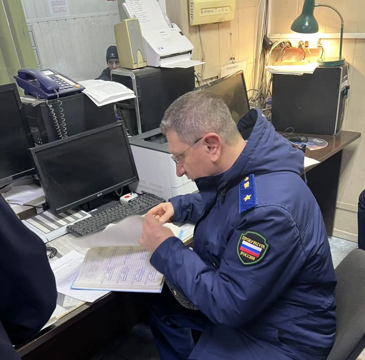 Заместитель прокурора Волгоградской области проверил работу органов, исполняющих уголовные наказания в Тракторозаводском районе г.Волгограда Заместитель прокурора Волгоградской области проверил работу органов, исполняющих уголовные наказания в Тракторозаводском районе г.Волгограда