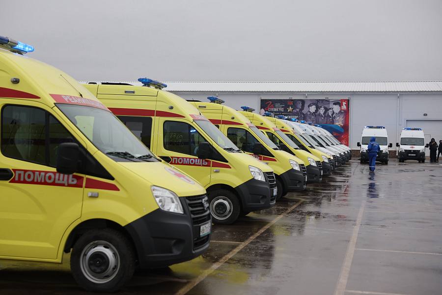 Парк скорой помощи Волгоградской области пополнили 100 новых машин Парк скорой помощи Волгоградской области пополнили 100 новых машин