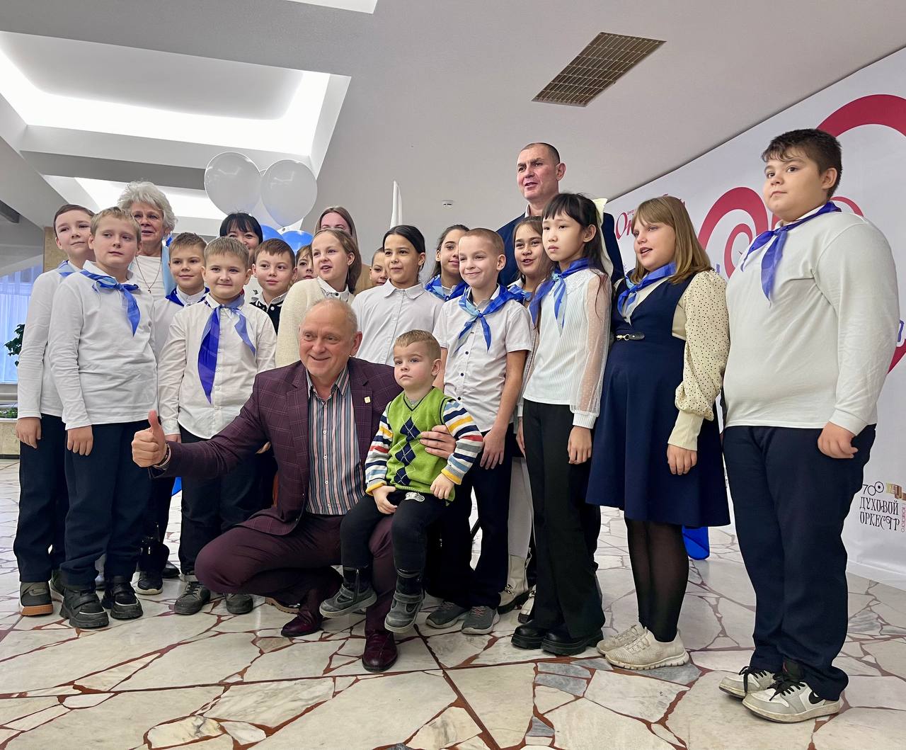 Сегодня свой день рождения отмечает глава нашего города — Игорь Николаевич Воронин Сегодня свой день рождения отмечает глава нашего города — Игорь Николаевич Воронин