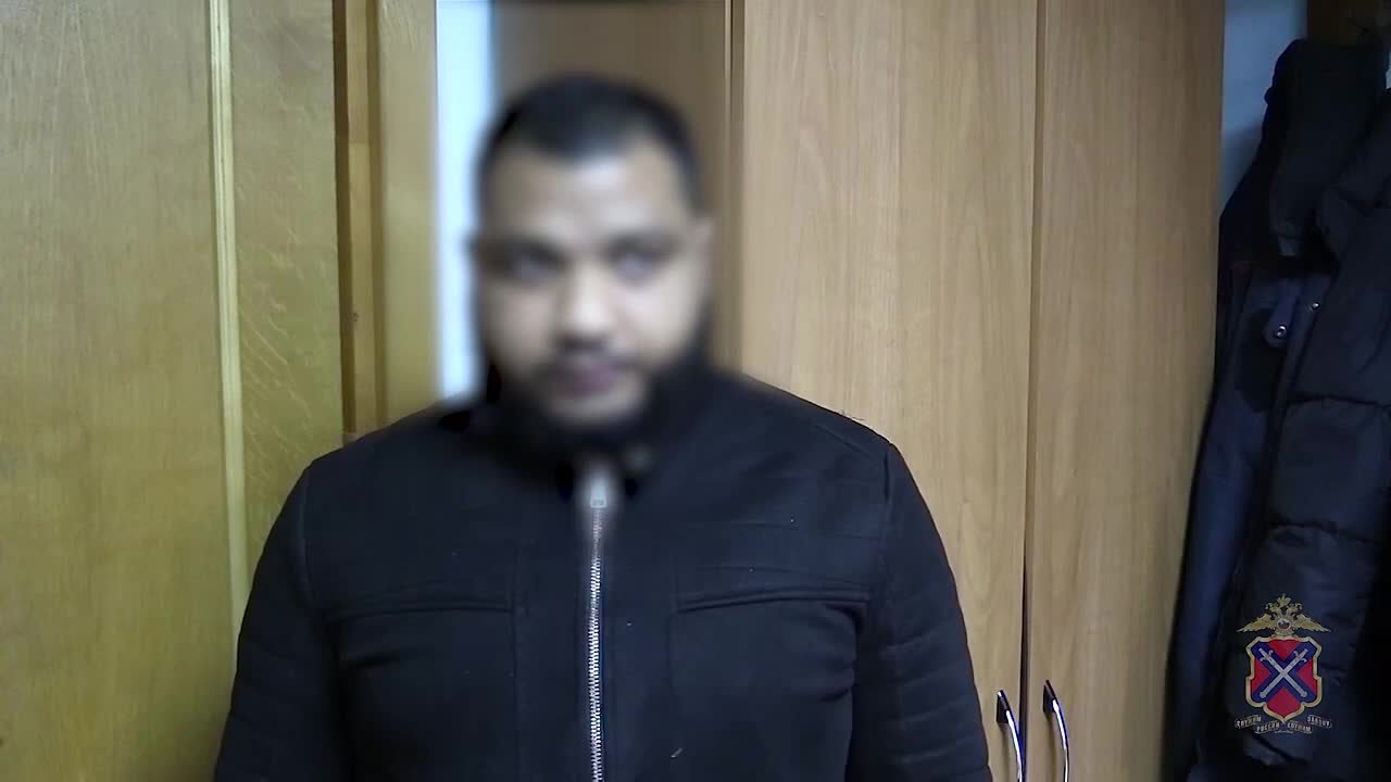 Мошенники использовали сайт интим-услуг для обмана жителя Волгоградской области