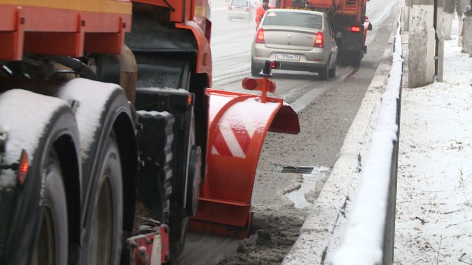 ����� 100 ������ ����������� ����� �� ������ ���������� �������� �����